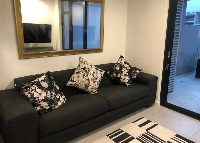Coral Point Studio 107